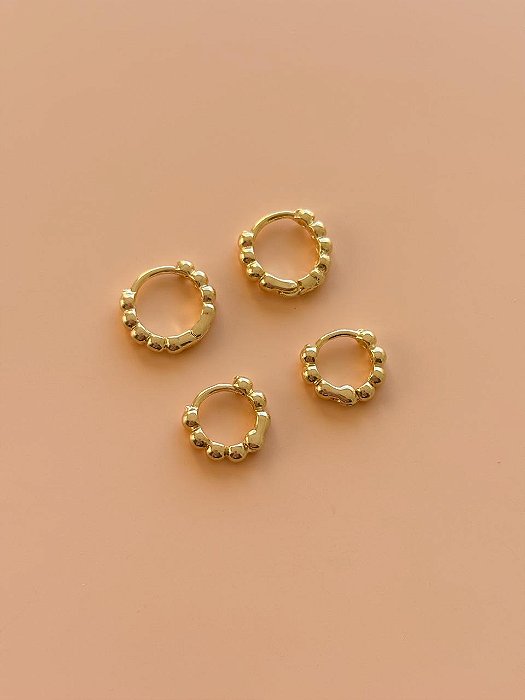 Brinco Duplo de Argolas com Esferas P e M