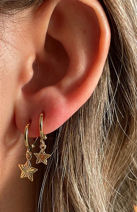 Brinco Duplo Estrelas - Banhado a Ouro 18k