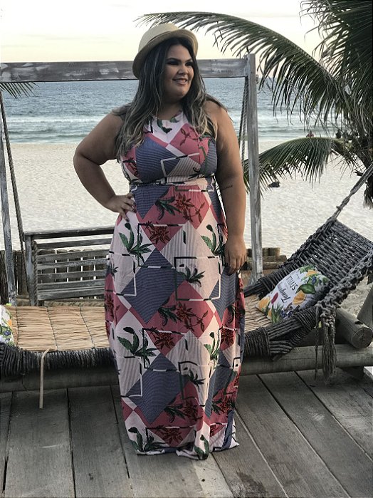 Vestido Plus Size Soltinho Floral em Oferta