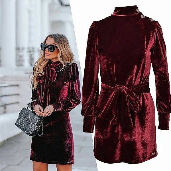 vestido cor vinho