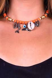 Colar de buzios laranja Ariel