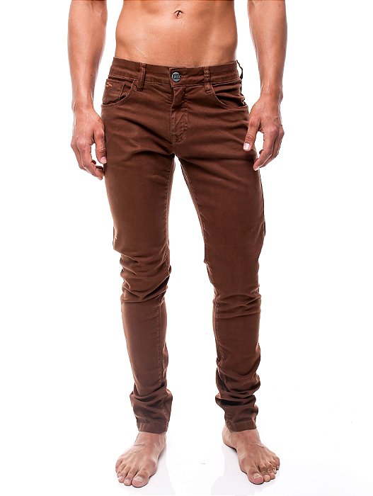 calça brim marrom