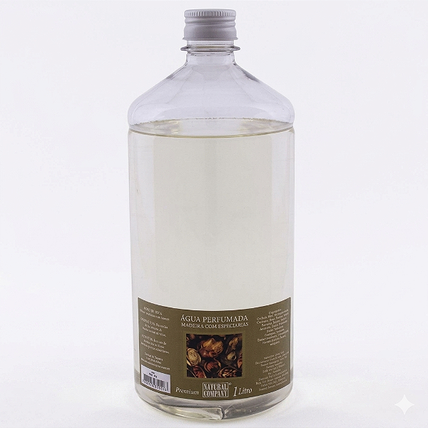 Água Perfumada Madeira com Especiarias Natural Company - 1 litro
