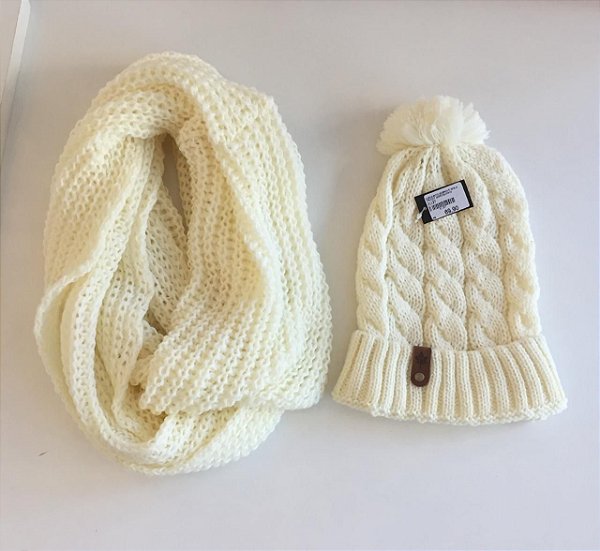 Conjunto Gola Pronta e Gorro Cor Creme