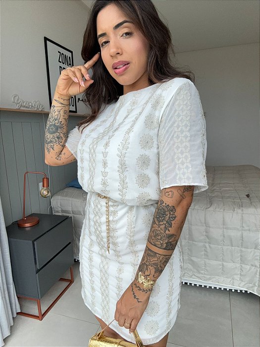 Vestido com Manga Seda Bordado Sofia