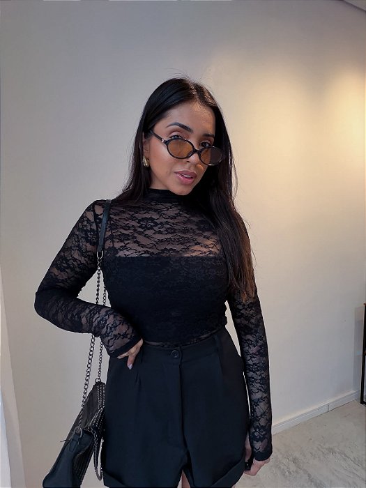 BLUSA DE RENDA ÁMELIE DEDINHO