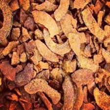 CHIPS DE COCO CARAMELIZADO COM ACUCAR MASCAVO 100G