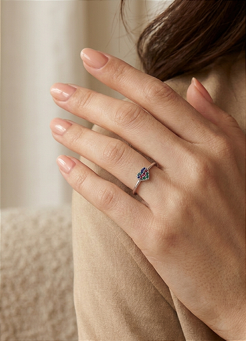 Anel de Prata 925 Coração Cravejado com Zircônias Coloridas