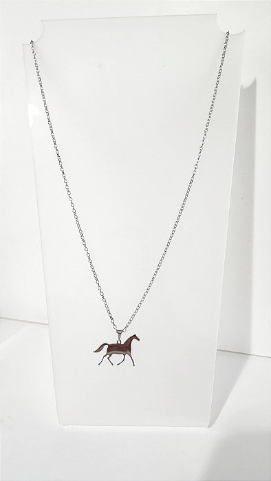Colar com Pingente de Cavalo em Aço Inoxidável