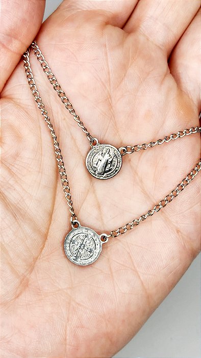 Escapulário Medalha de São Bento em Aço Inoxidável