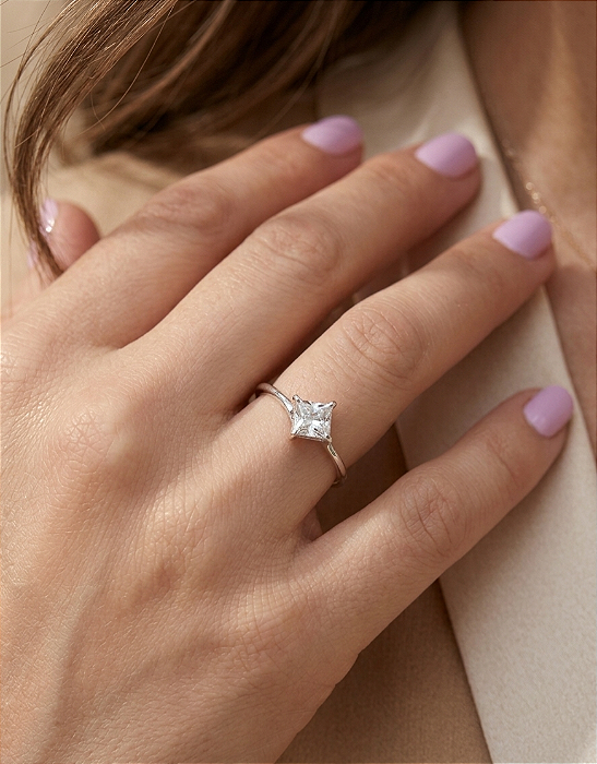 Anel Losango de Zircônia em Prata 925