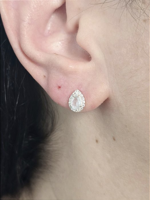 Brinco Gota de Zircônia Cravejada em Prata 925