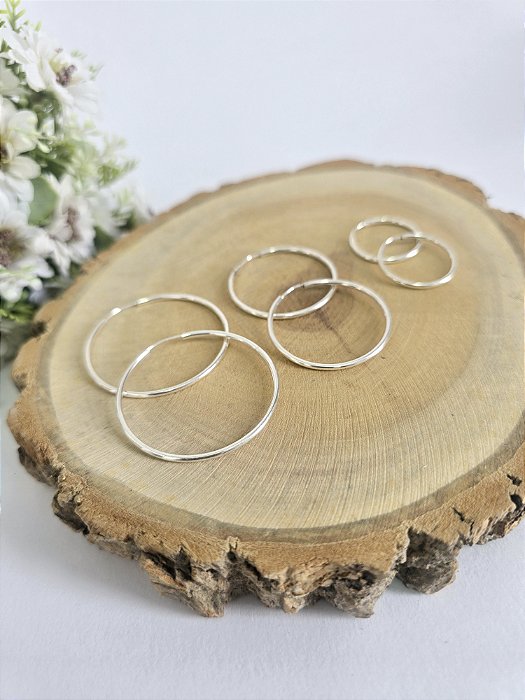 Brinco Argola Lisa em Prata 925