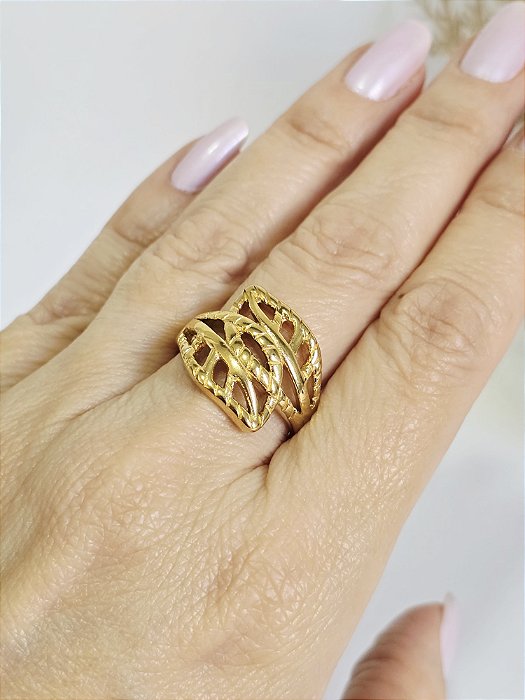 Anel Vazado Folhas em Aço Banhado a Ouro