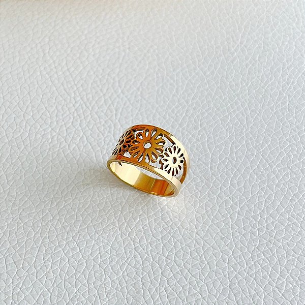Anel Vazado Flores em Aço Banhado a Ouro