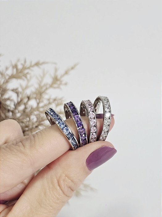 Anéis com Zircônias Coloridas em Aço Inoxidável