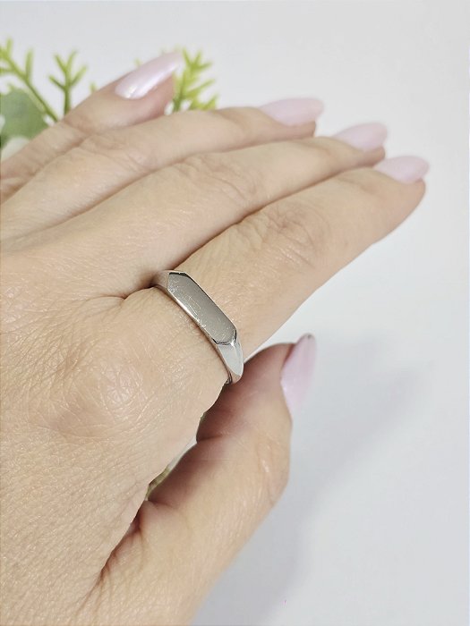 Anel Minimalista em Aço Inoxidável Prateado