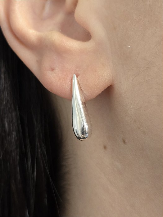 Brinco Gota Minimalista em Prata 925