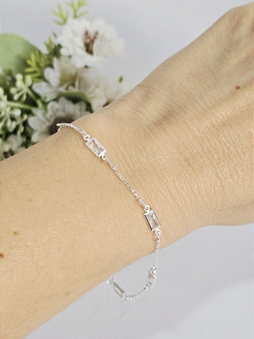 Pulseira Zircônias Retangulares em Prata 925