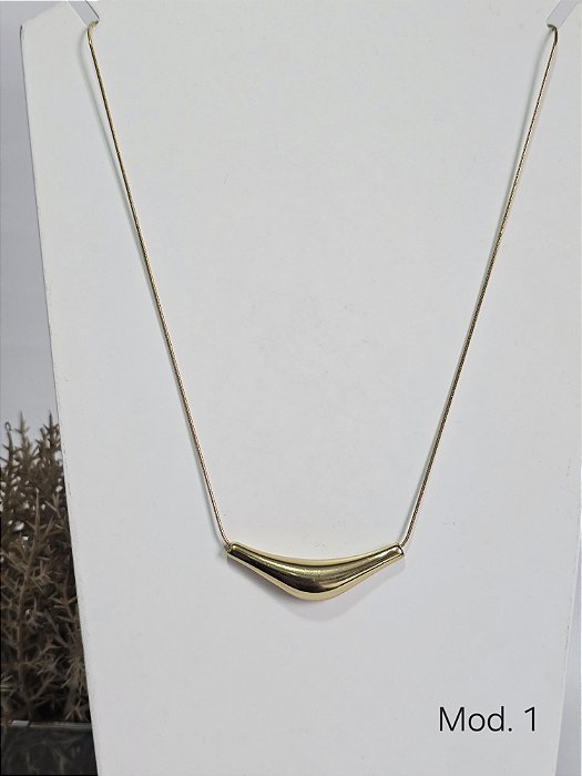 Colar Bean Minimalista Banhado a Ouro em Aço Inoxidável