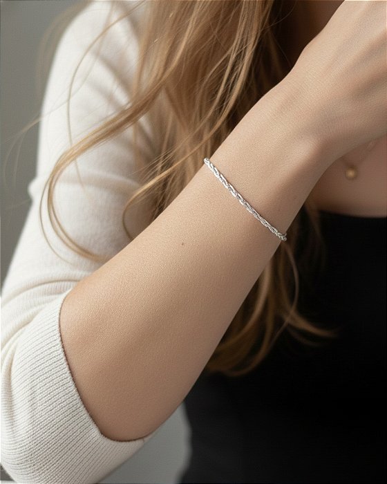 Pulseira Trançada de Fios em Prata 925