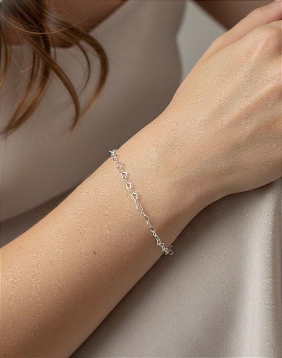 Pulseira Corações Delicados em Prata 925