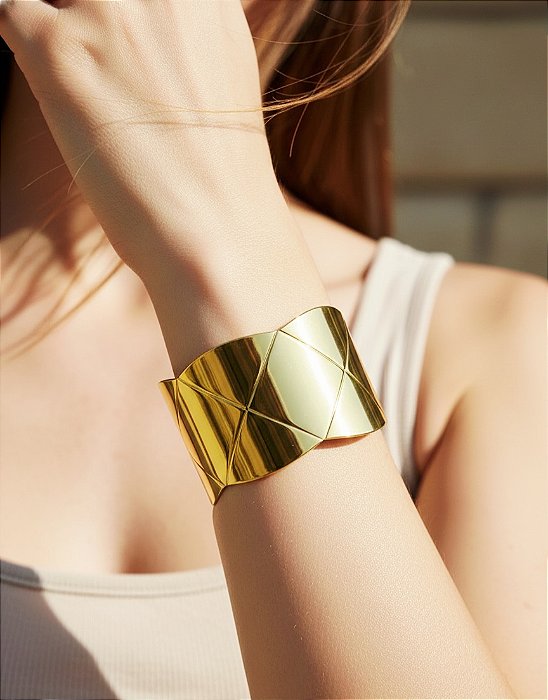 Bracelete Rígido Geométrico Banhado a Ouro Aço Inox