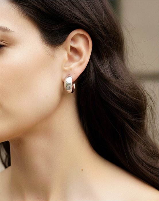 Argola Curta Bômbe Lisa em Aço Inoxidável