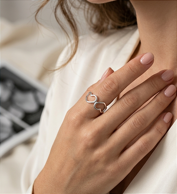 Anel de Prata 925 Coração Duplo Vazado