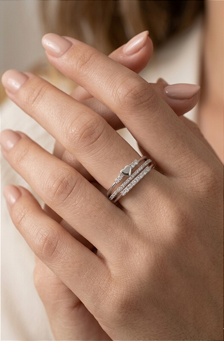 Anel Triplo Corações Prata 925 com Zircônias