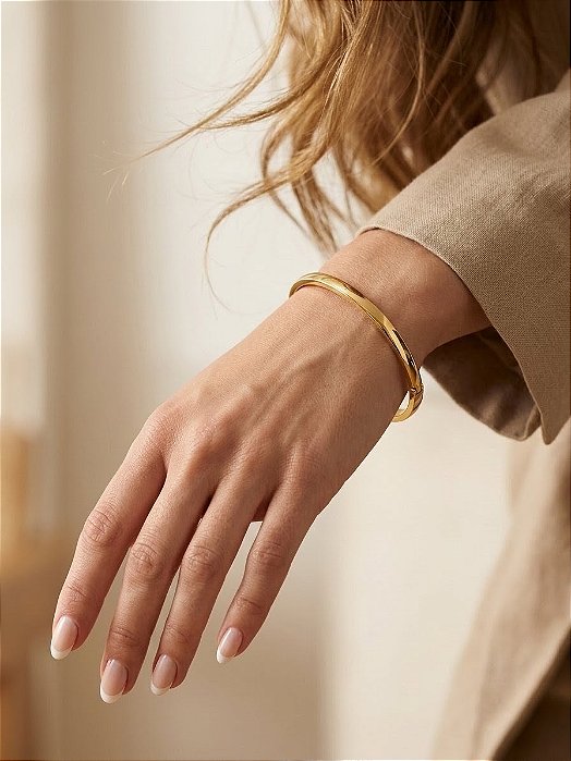 Bracelete Rígido Dourado Liso 4mm Abaulado
