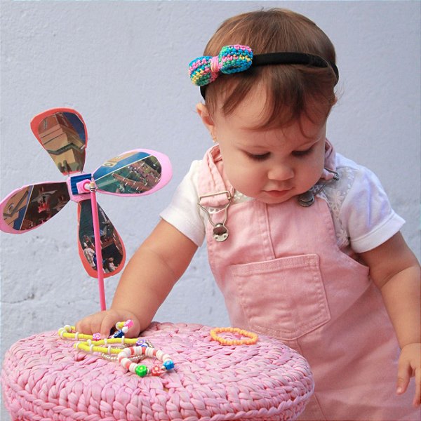 Diadema com laço de crochê colorido infantil kids