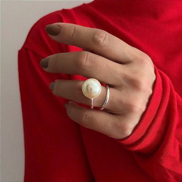 Anel ajustável com pérola Fascínio
