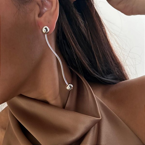 Brinco pêndulo Encanto