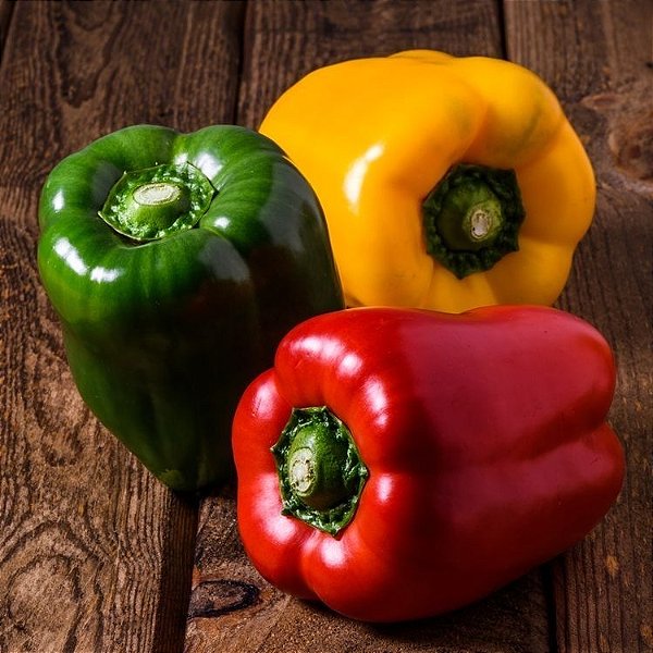 Sementes de Pimentão Mix Arco-Íris – Verde, Vermelho e Amarelo