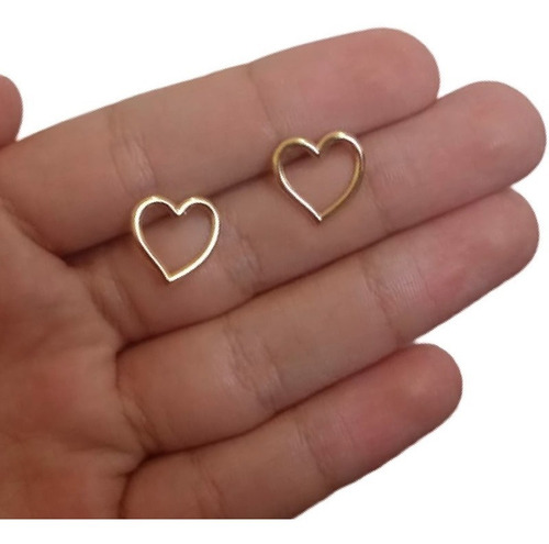 Brinco Pequeno Coração Vazado Dourado Folheado A Ouro 18k
