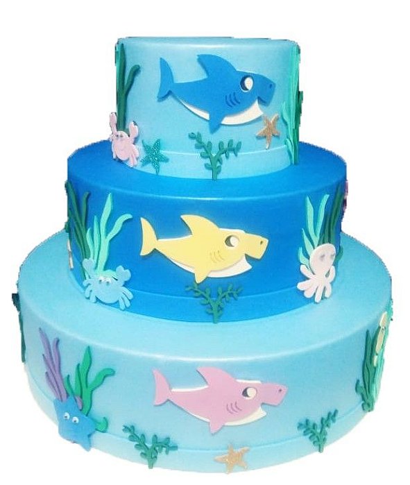 Bolo de aniversário com figuras de 15. bolo com decoração azul e
