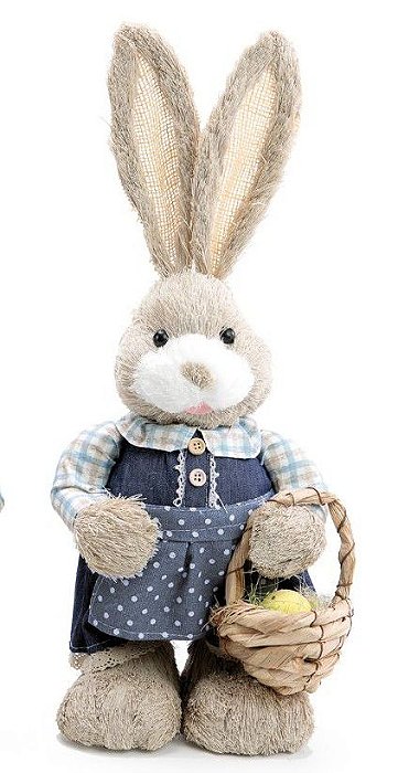 Coelha de Palha Italiana Segurando Cesta de Flores com Vestido Azul Jeans 45cm - Coleção St Louis - Ref 1014106F Páscoa Cromus