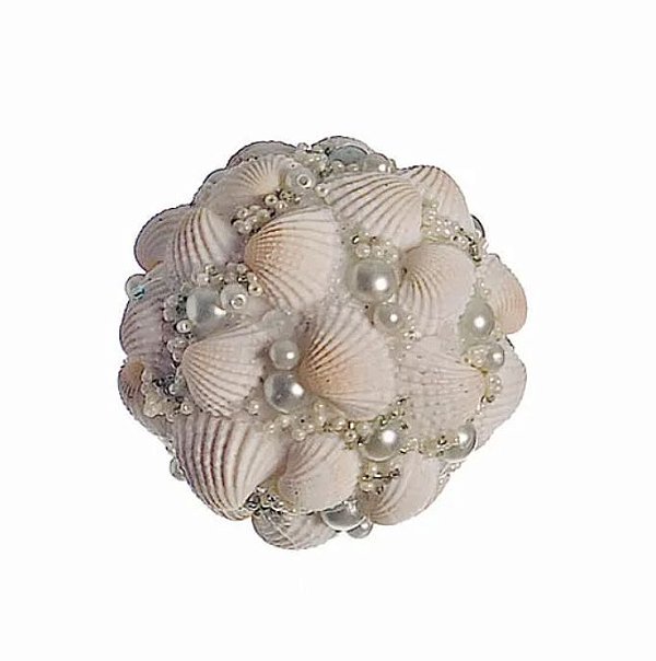 Bola de Conchas, Perolas e Miçangas 8cm - Coleção Seychells - Ref 1694462 Cromus