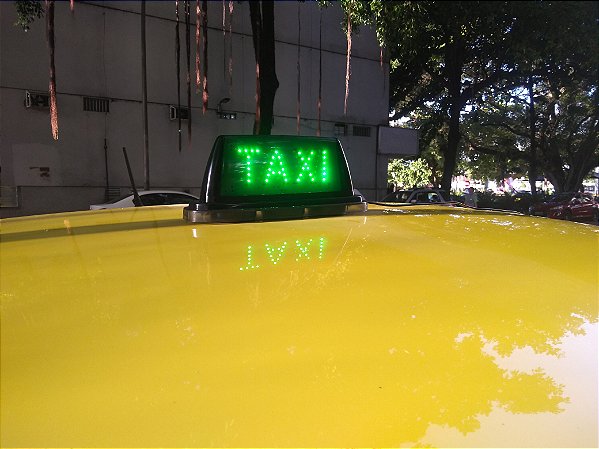 01 - Luminoso De Taxi Led - Black C/ Imã  - Led Verde Alto Brilho.