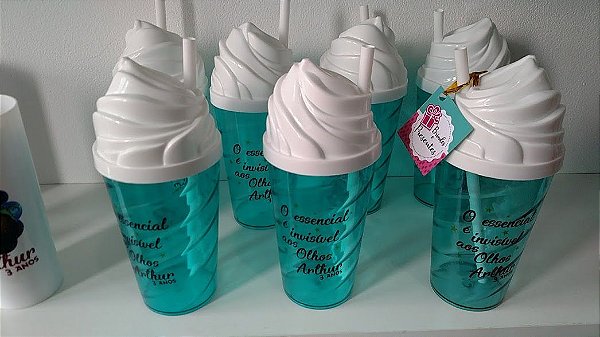 Copos Chantilly Diversas Cores e Modelos.