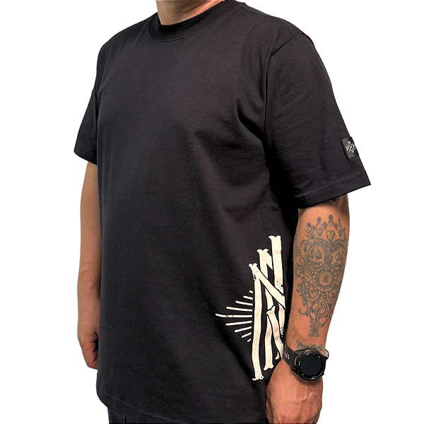CAMISETA OVERSIZED MMMV PRETO