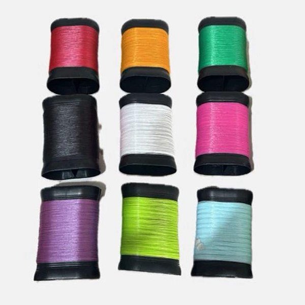 linha de nylon 500 jardas enrolada no porta linha