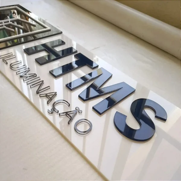 Placa em Acrílico - Para Empresa