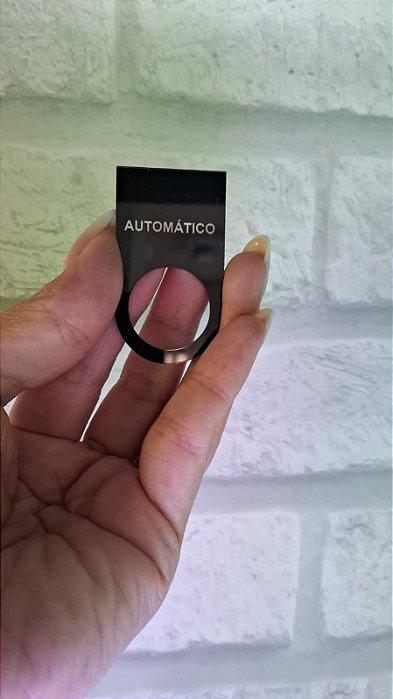 Botoeiras e Etiquetas em Acrílico para Painel Elétrico