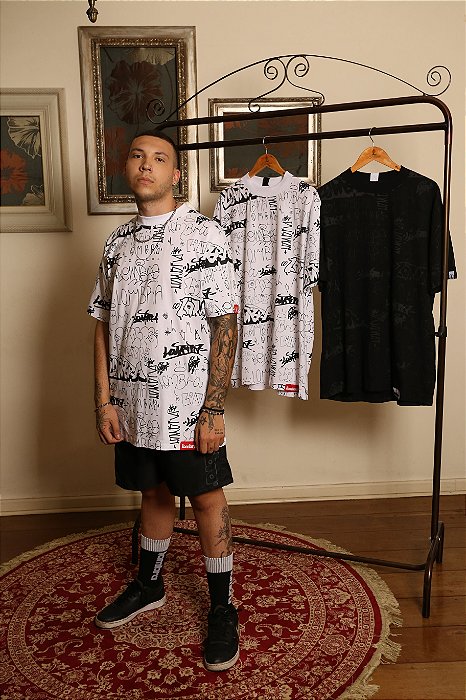 Camiseta Collab Graffiti