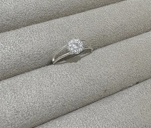 Anel flor cravejada Prata 925