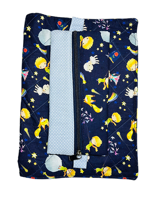 Capa de caderno com estojo