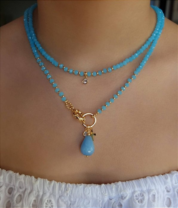 Colar de Cristal Azul com Gota Jade Facetada
