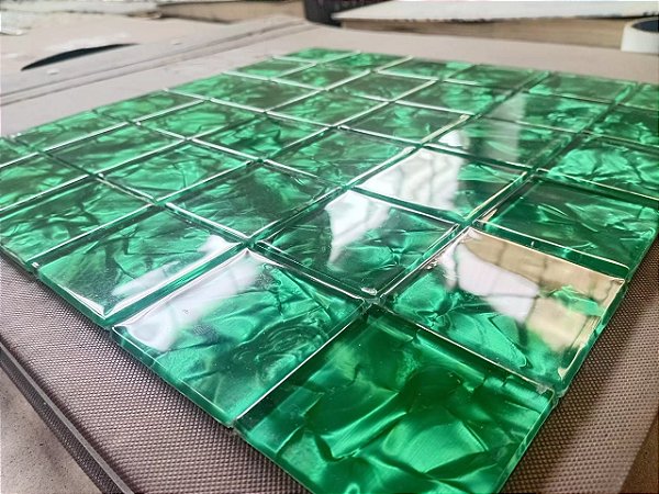Pastilha de Vidro Silk 5 - Verde - 30x30cm - Glass Mosaic